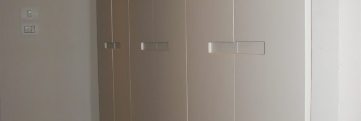 ארונות שירות