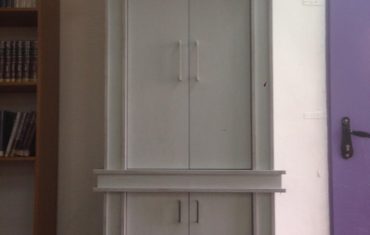ארון קודש גימור פורמאיקה