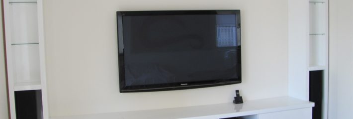 על ריהוט לסלון