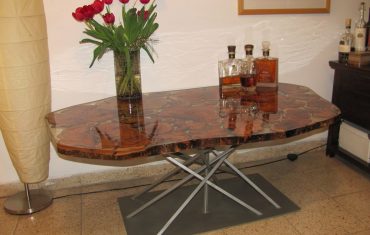 שולחן סלון עץ זית וברזל
