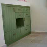 ארון בגמר פורניר עם גוון ירוק