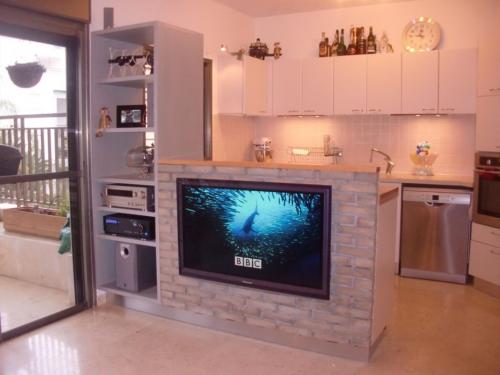 שידת טלוויזיה