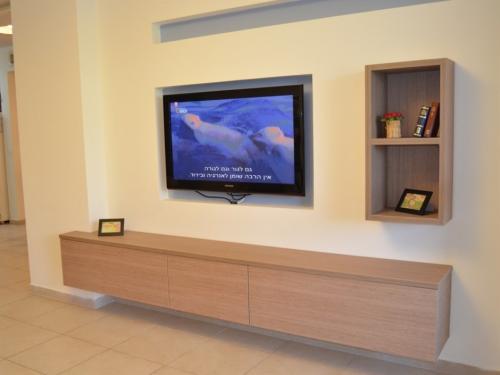 מזנון תלוי | מזנון מרחף | מזנון צף