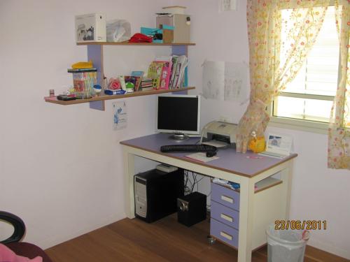 שולחנות כתיבה לילדים