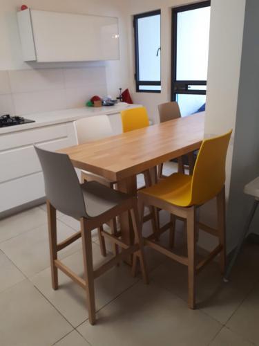 דלפק בוצ'ר בוק למטבח